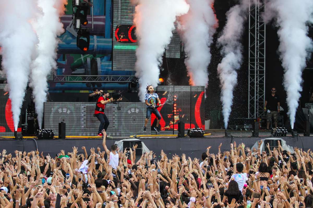 Un hacker usa Claude para conseguir entradas VIP de un sinfín de festivales de música